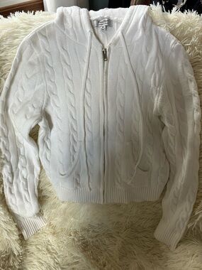 Faded Rose White Cable-Knit Zip Hoodie Cardigan